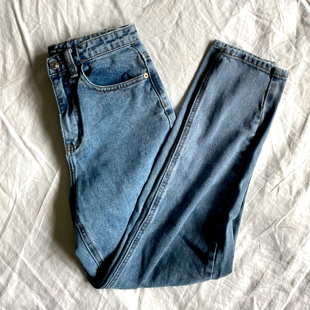 Pretty Little Thing Mom Jeans